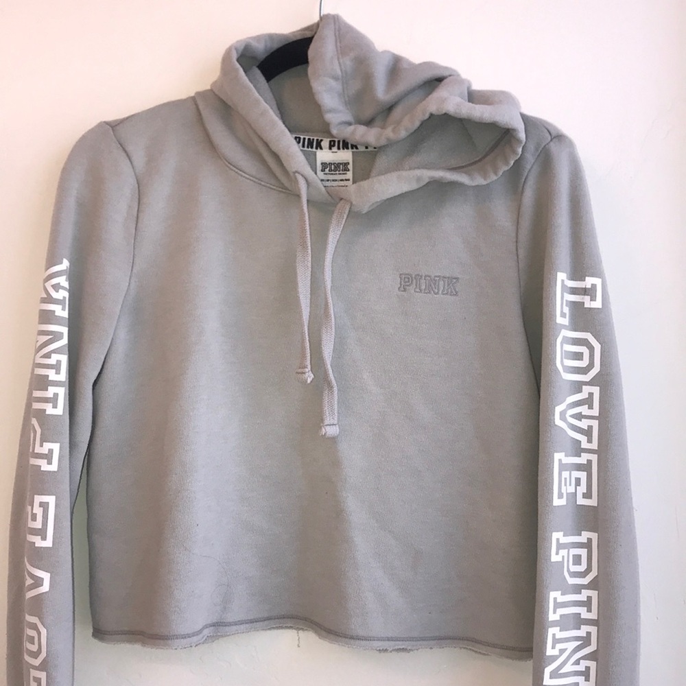 PINK Victoria’s secret cropped hoodie✨